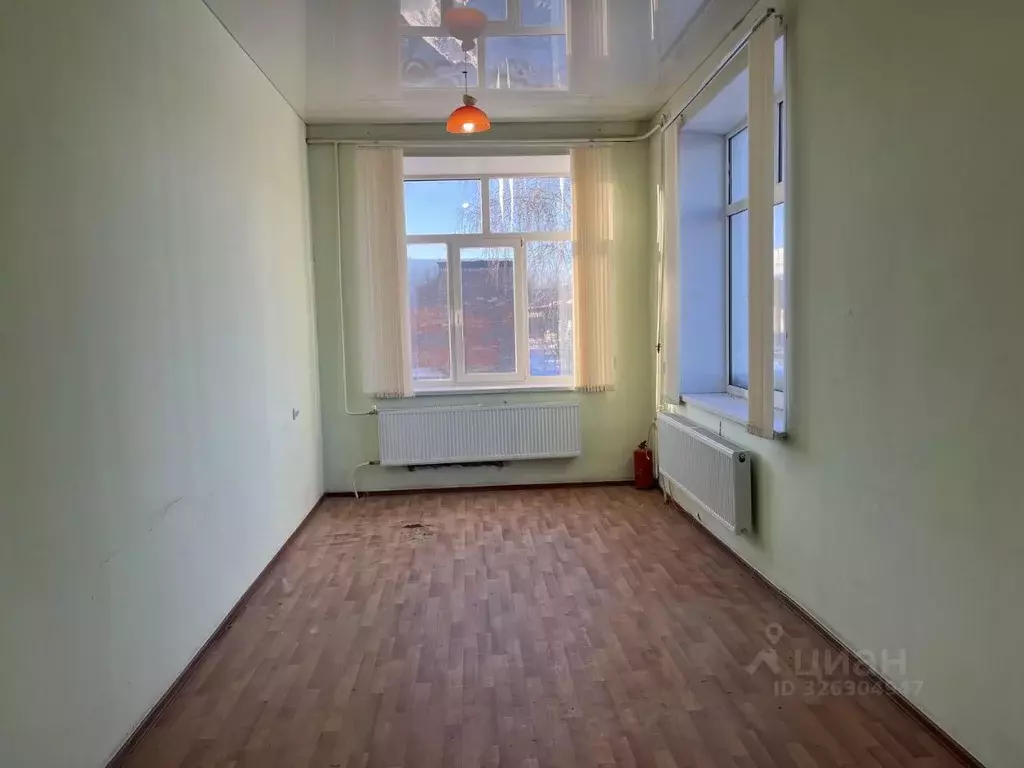 Помещение свободного назначения в Башкортостан, Стерлитамак ... - Фото 1