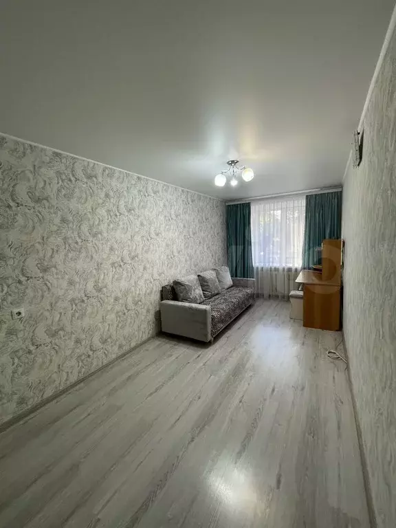 2-к. квартира, 46 м, 2/5 эт. - Фото 0