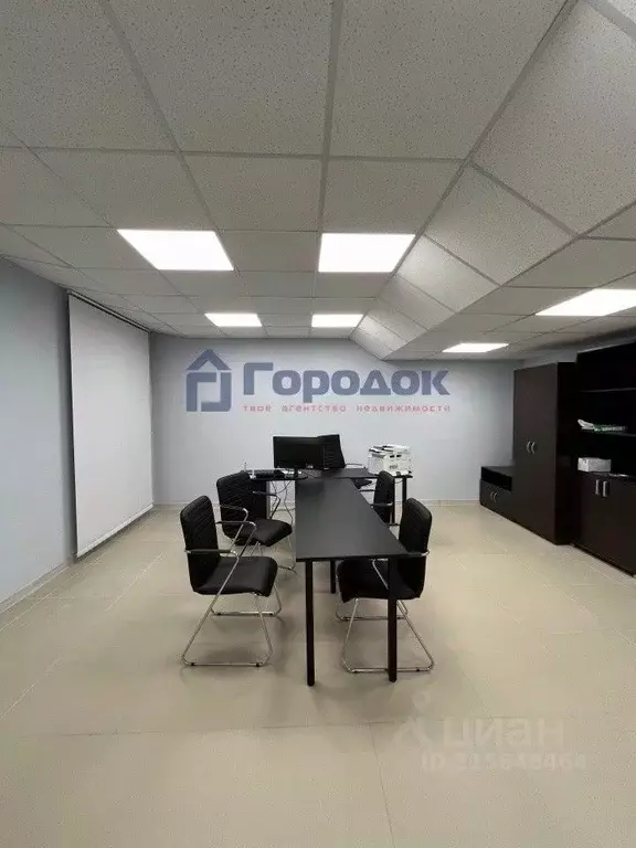 Офис в Свердловская область, Каменск-Уральский ул. Кутузова, 42Б (423 ... - Фото 0