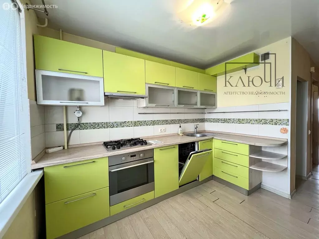 4-комнатная квартира: Магнитогорск, улица Жукова, 3 (75.4 м) - Фото 0