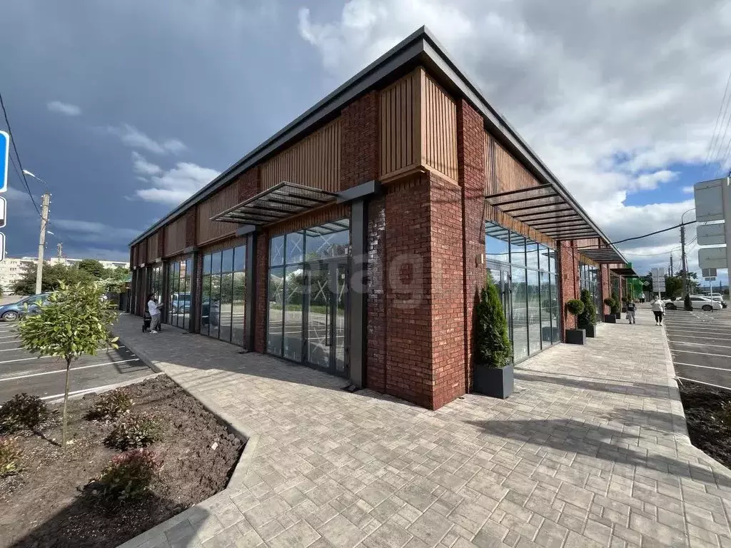 Торговая площадь в Адыгея, Майкоп Железнодорожная ул., 298 (475 м) - Фото 1