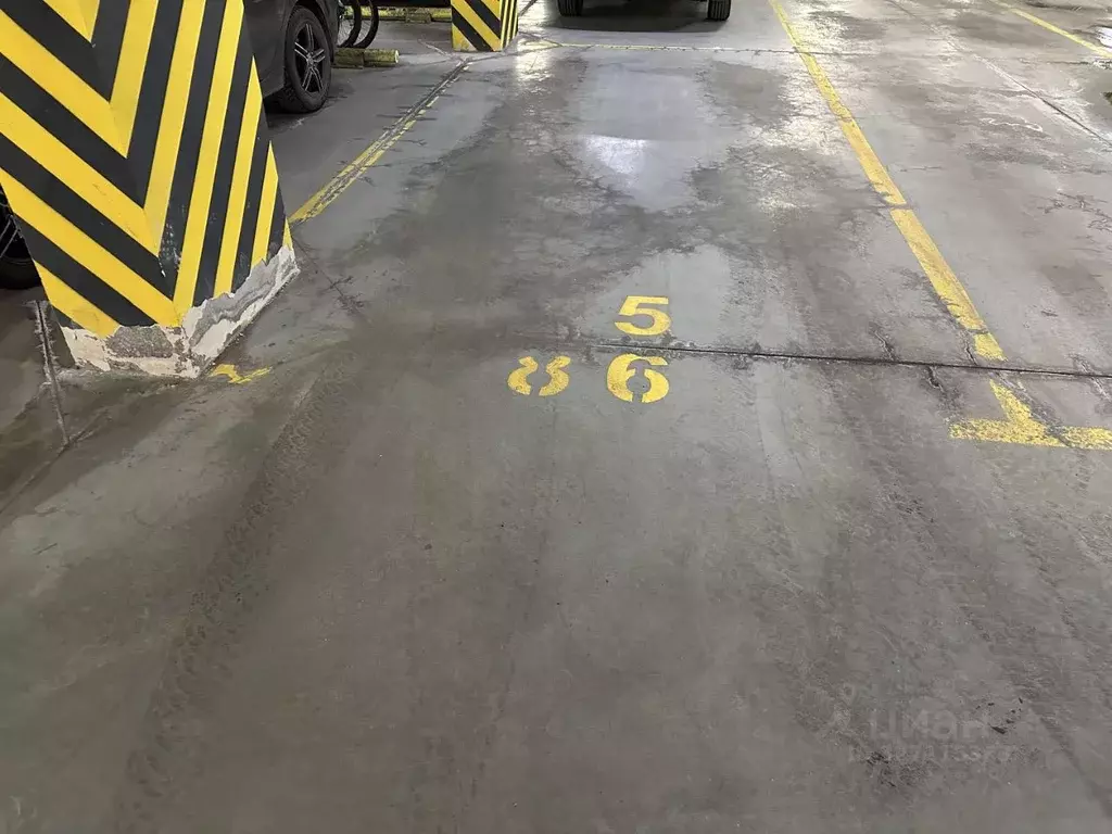 Гараж в Санкт-Петербург Яхтенная ул., 34 (13 м) - Фото 0