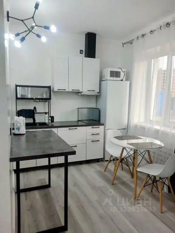 Студия Иркутская область, Иркутск Курортная ул., 46 (34.2 м) - Фото 1