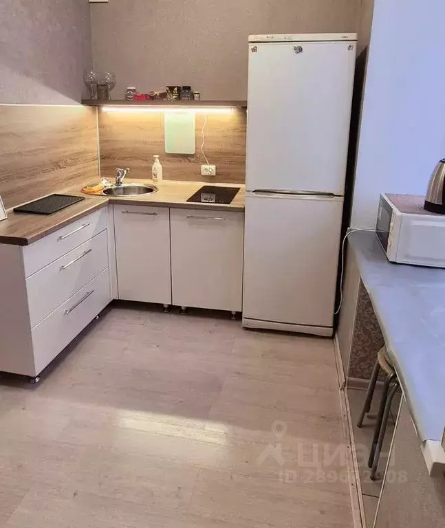 1-к кв. Кемеровская область, Новокузнецк ул. Пирогова, 14 (35.0 м) - Фото 0