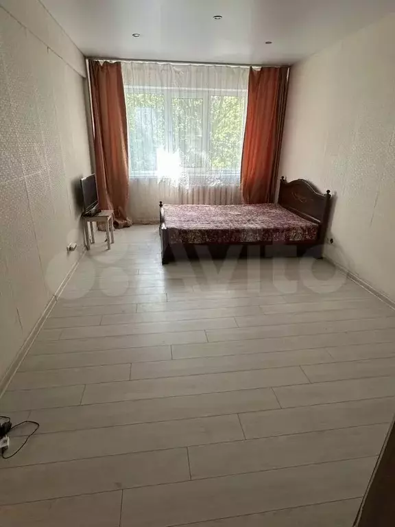 1-к. квартира, 40 м, 2/5 эт. - Фото 0
