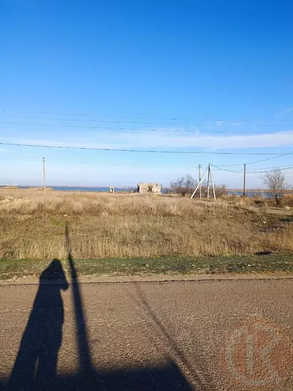 Участок в Крым, Сакский район, с. Штормовое ул. Производственная, 2 ... - Фото 1