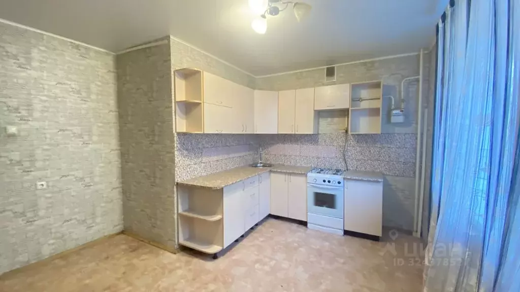 2-к кв. Саратовская область, Энгельс Одесская ул., 75 (74.0 м) - Фото 1