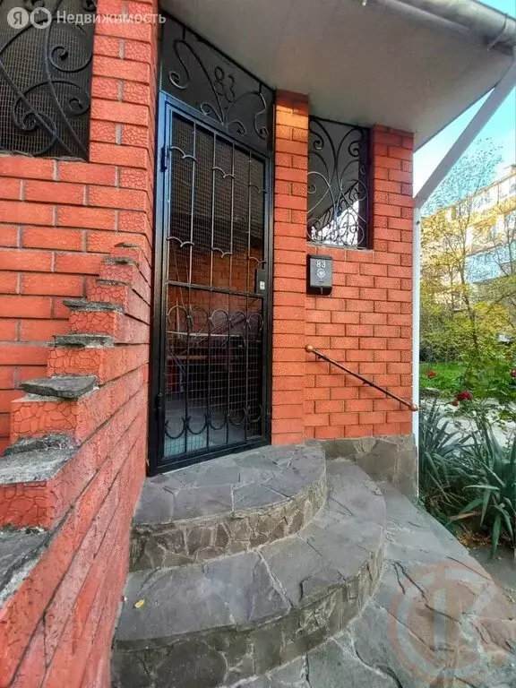 6-комнатная квартира: Евпатория, улица Дёмышева, 154 (131 м) - Фото 2