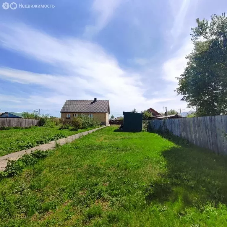 Дом в село Чёрный Отрог, Октябрьская улица, 45 (240 м) - Фото 2