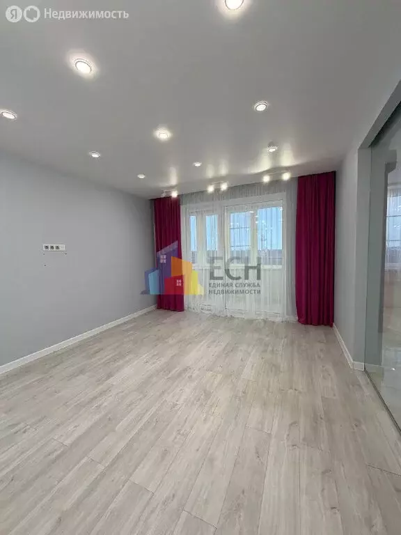 2-комнатная квартира: Новомосковск, улица Садовского, 26 (65 м) - Фото 1