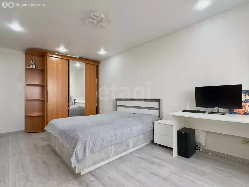 1-комнатная квартира: Медведево, посёлок городского типа Медведево, ... - Фото 2