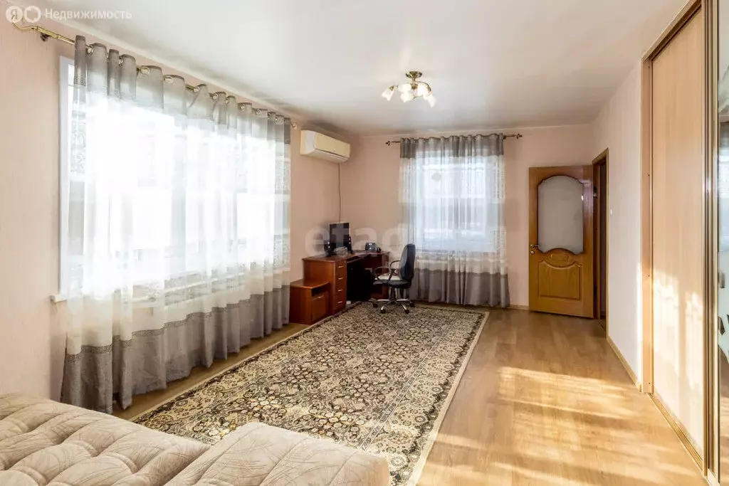 Дом в село Грибское, Центральная улица (185 м) - Фото 2