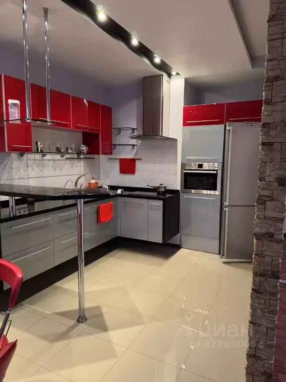 1-к кв. Свердловская область, Екатеринбург ул. Московская, 70 (51.3 м) - Фото 1