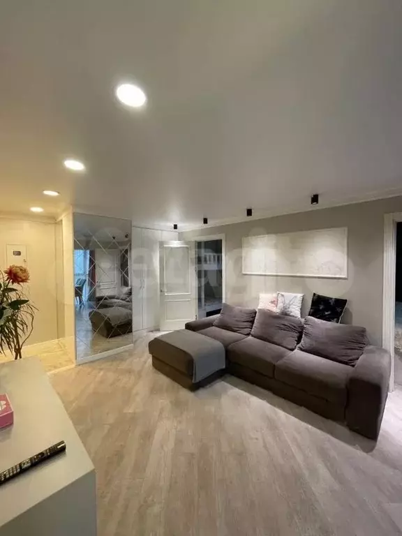 3-к. квартира, 50 м, 2/5 эт. - Фото 0