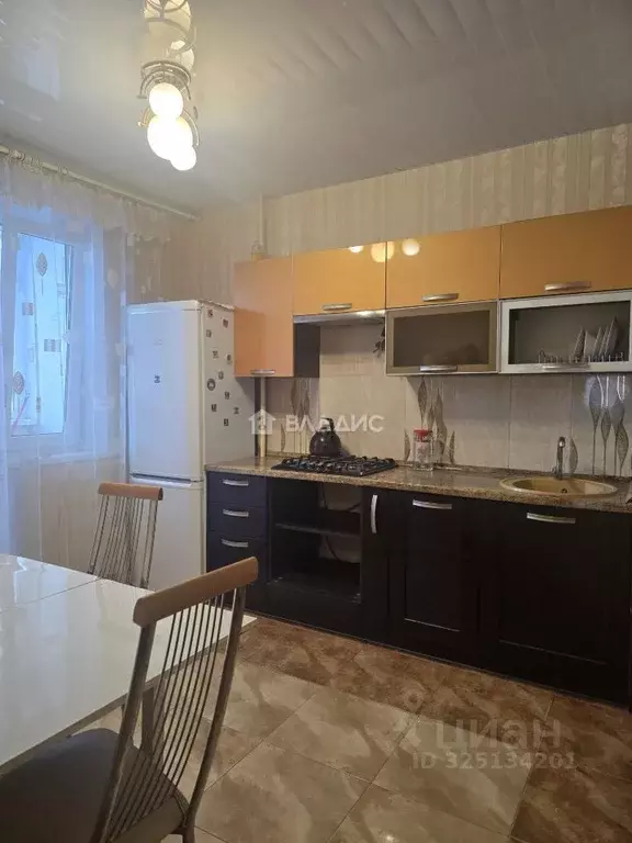 2-к кв. Владимирская область, Владимир ул. Чапаева, 5 (60.0 м) - Фото 1