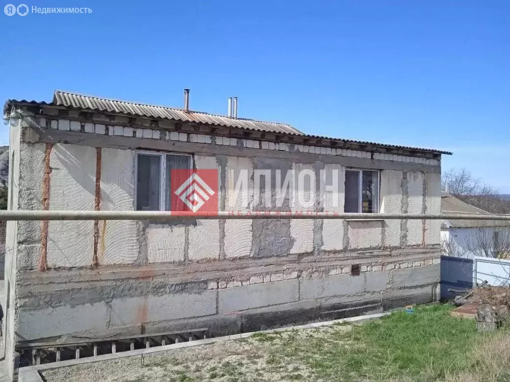 Дом в Красный Мак, улица Мичурина, 14 (250 м) - Фото 2