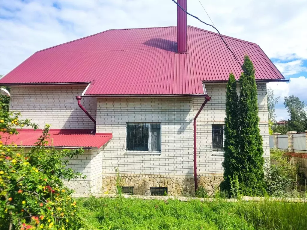 Коттедж в Саратовская область, с. Усть-Курдюм ул. Мусы Джалиля, 3 (328 ... - Фото 0
