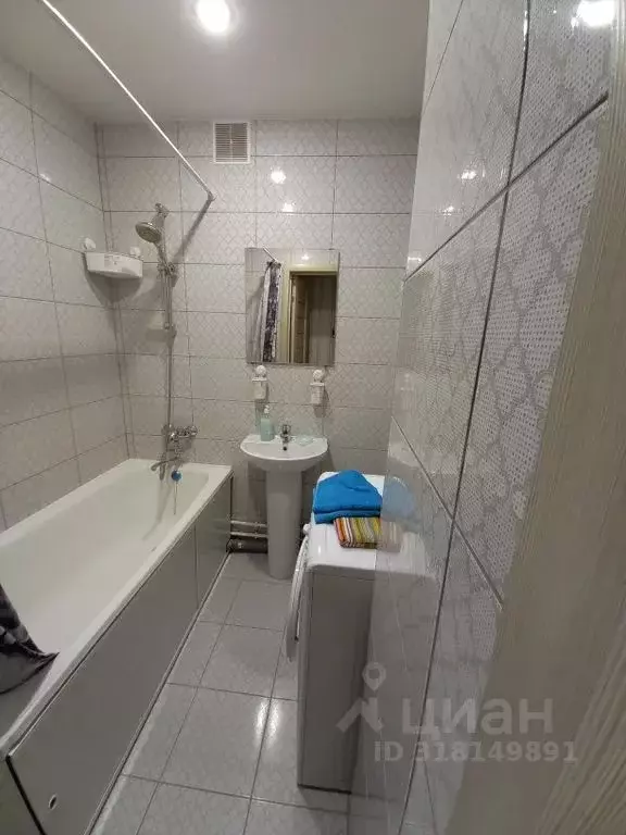 2-к кв. Пермский край, Губаха ул. Никонова, 12 (60.0 м) - Фото 1