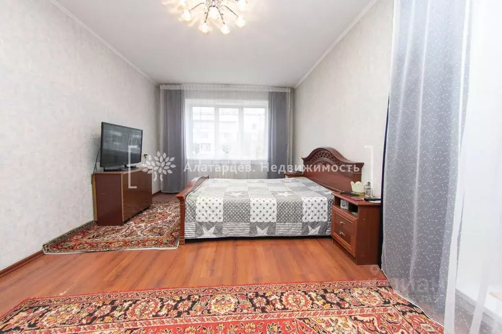 3-к кв. Томская область, Томск Новосибирская ул., 45 (71.1 м) - Фото 0