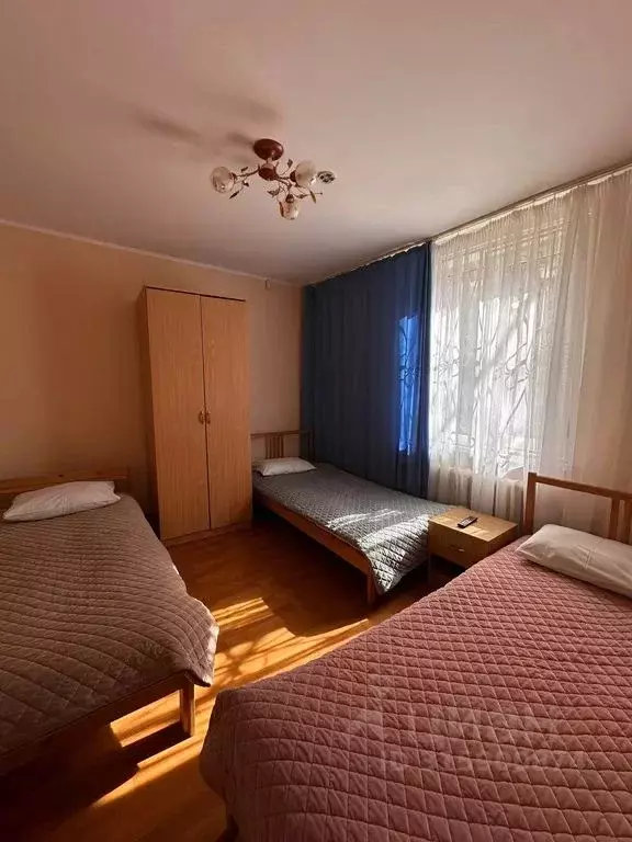 2-к кв. Нижегородская область, Нижний Новгород ул. Краснодонцев, 9А ... - Фото 0