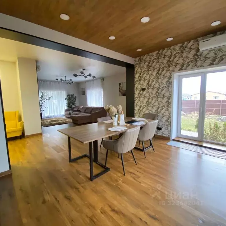 Коттедж в Новосибирская область, Кольцово рп ул. Рябиновая (360 м) - Фото 2