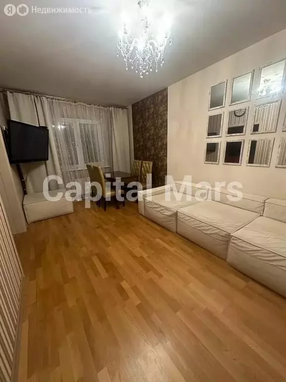 3-комнатная квартира: Санкт-Петербург, улица Оптиков, 52к1 (85 м) - Фото 1