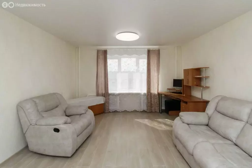 3-комнатная квартира: Тюмень, улица 30 лет Победы, 134 (74.6 м) - Фото 1