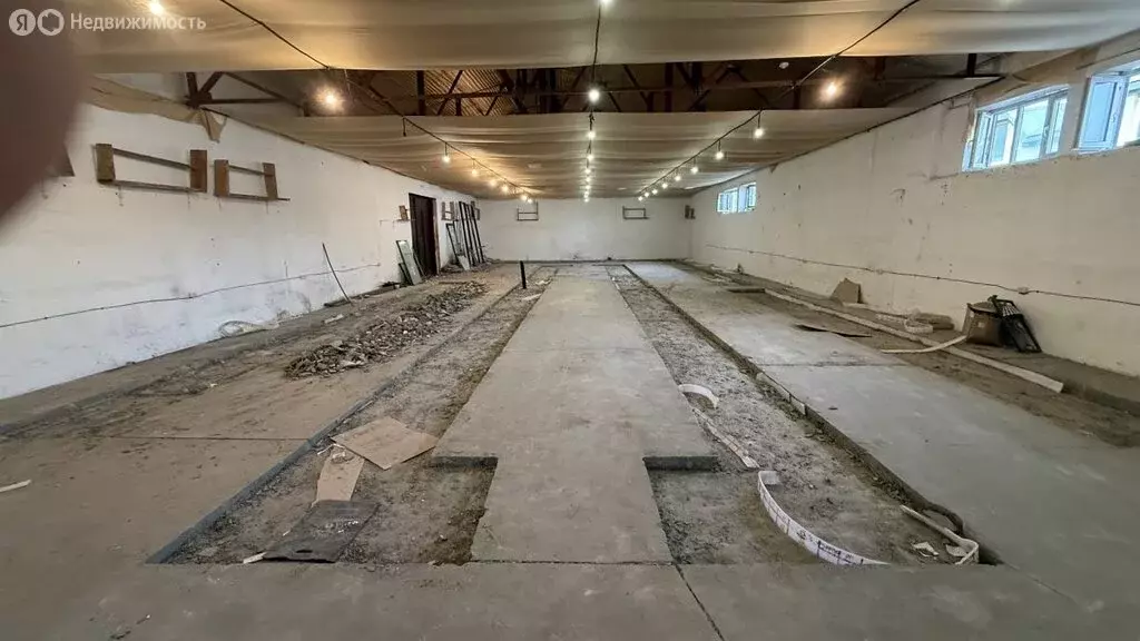 Помещение свободного назначения (300 м) - Фото 1