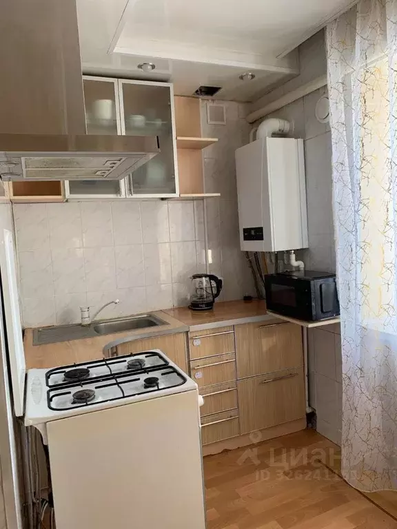 3-к кв. Ростовская область, Сальск Социалистическая ул., 189А (78.6 м) - Фото 1