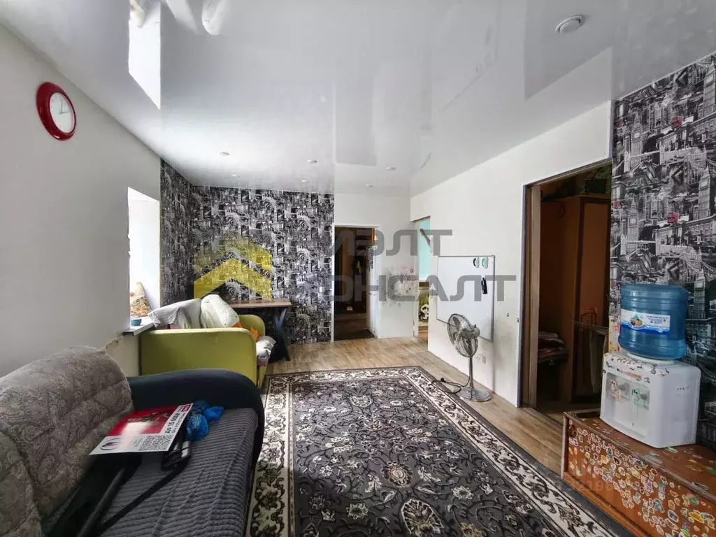 Дом в Омская область, Омск Материальная ул., 5 (55 м) - Фото 1