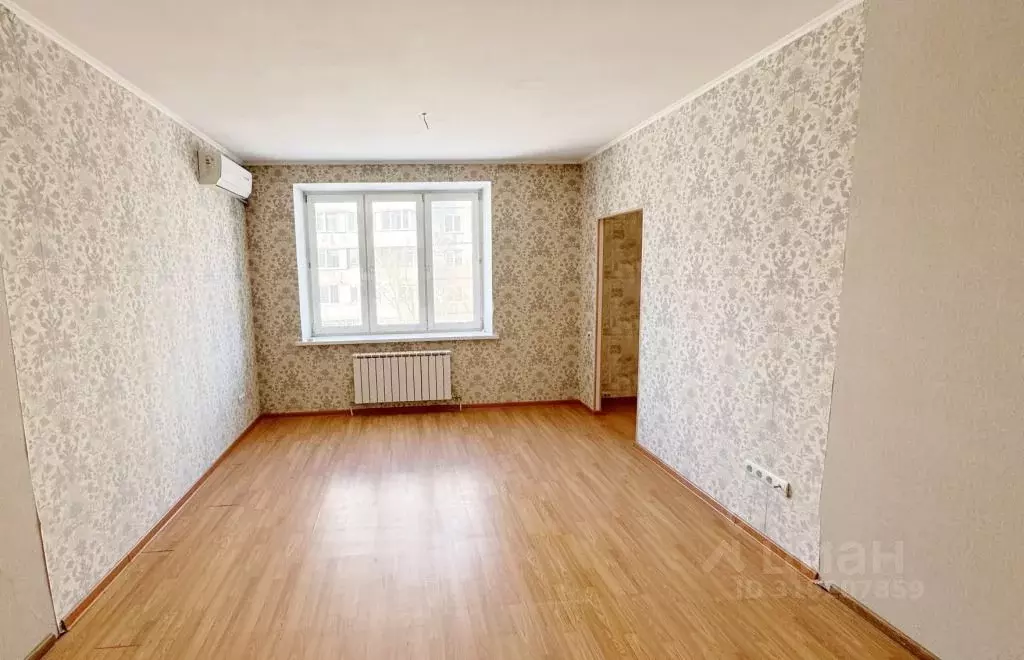 1-к кв. Омская область, Омск ул. 70 лет Октября, 10/3 (44.0 м) - Фото 0