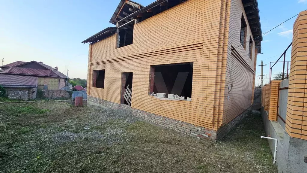 Дом 214 м на участке 4 га - Фото 1