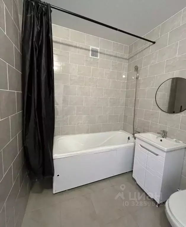 Студия Тюменская область, Тюмень ул. Героев Космоса, 9 (34.9 м) - Фото 2