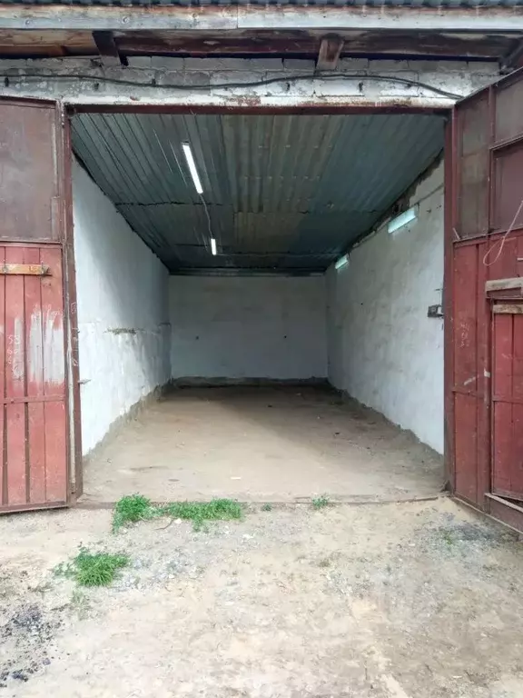 Гараж в Чувашия, Шумерля Октябрьская ул., 12 (32 м) - Фото 1
