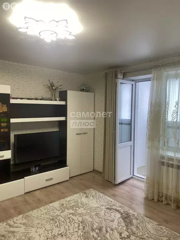2-комнатная квартира: Кумертау, Комсомольская улица, 12А (48.4 м) - Фото 0