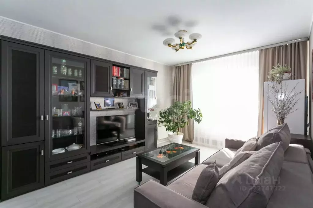 1-к кв. Новосибирская область, Новосибирск ул. Петухова, 95 (37.5 м) - Фото 1