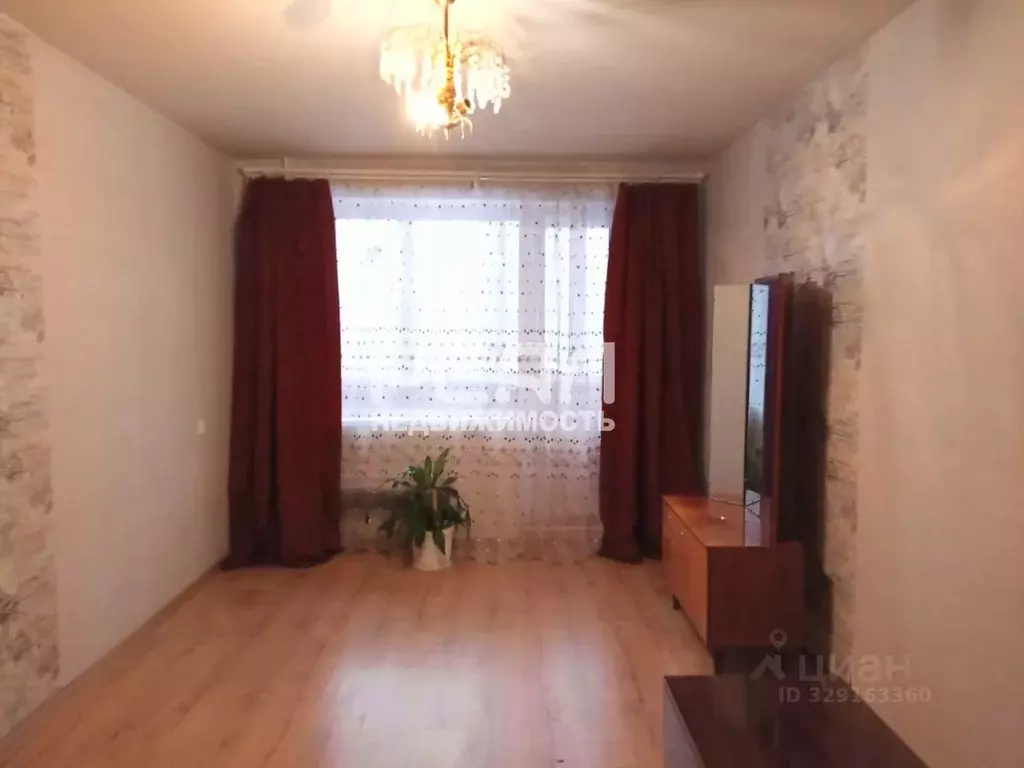 1-к кв. Ленинградская область, Гатчина ул. Володарского, 26 (41.0 м) - Фото 1