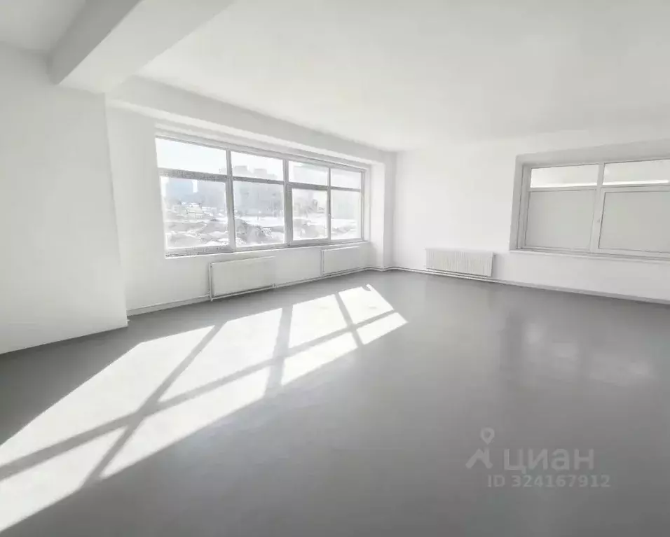 Помещение свободного назначения в Пермский край, Пермь ул. Крылова, 36 ... - Фото 1