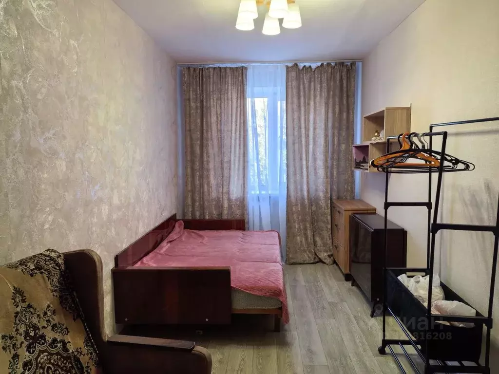 2-к кв. Волгоградская область, Волгоград ул. Кирова, 130 (44.0 м) - Фото 0
