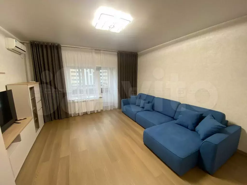 2-к. квартира, 76 м, 4/10 эт. - Фото 0