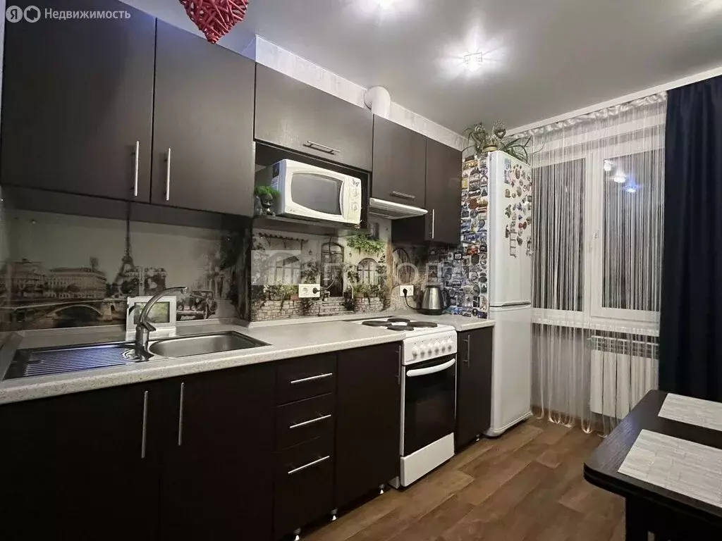 2-комнатная квартира: Барнаул, Сиреневая улица, 3 (45.3 м) - Фото 1