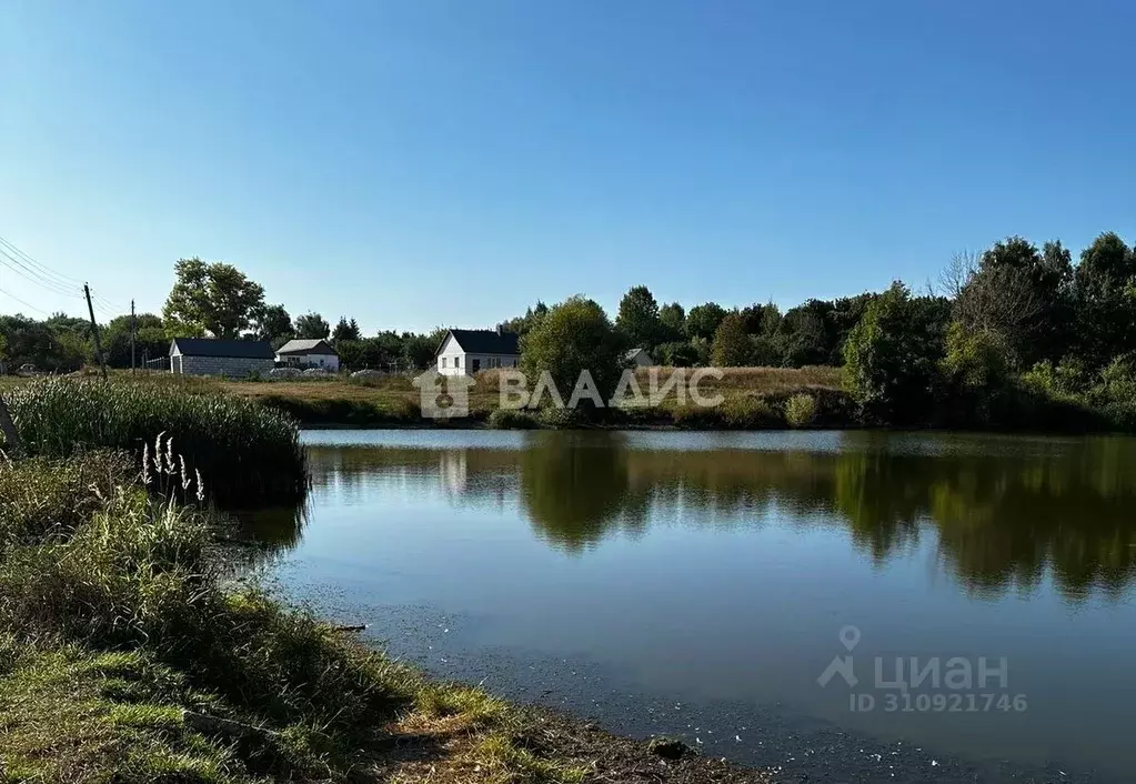 Дом в Липецкая область, Задонский район, Болховской сельсовет, д. ... - Фото 0
