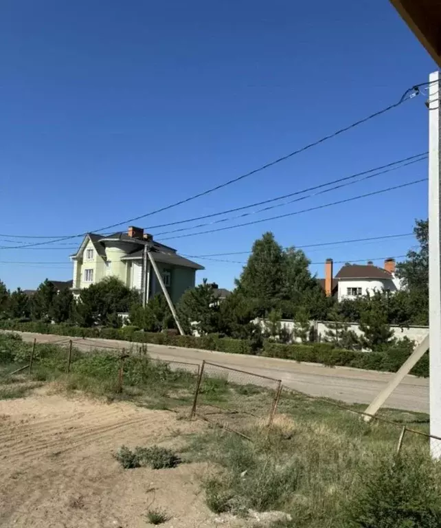 Дом в Волгоградская область, Краснослободск Среднеахтубинский район, ... - Фото 0