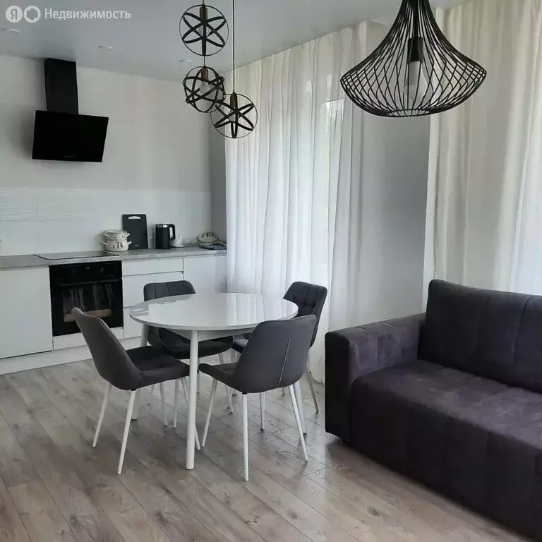 1-комнатная квартира: Калининград, Новгородская улица, 7 (48.4 м) - Фото 1