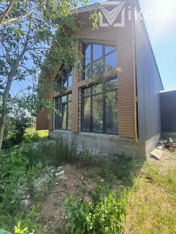 Дом в Иркутская область, Иркутский муниципальный округ, с. ... - Фото 0