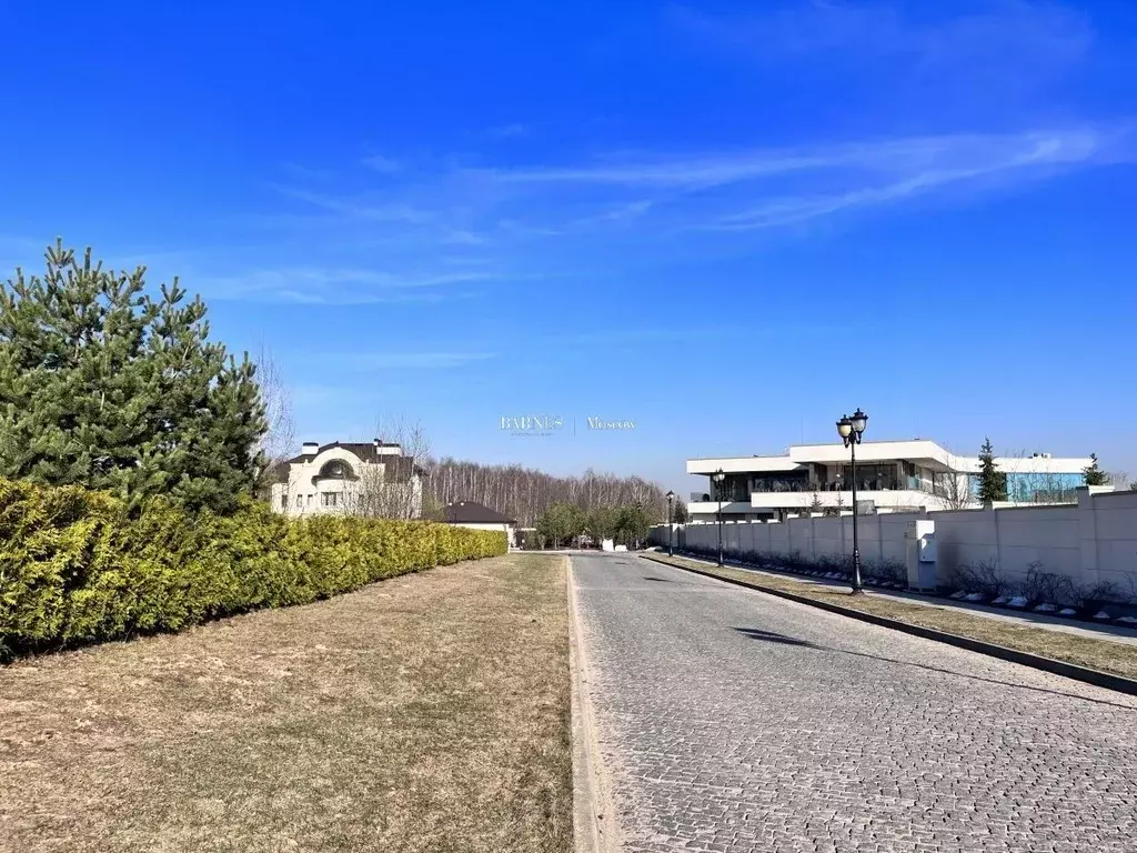 Участок в Московская область, Красногорск городской округ, д. ... - Фото 2