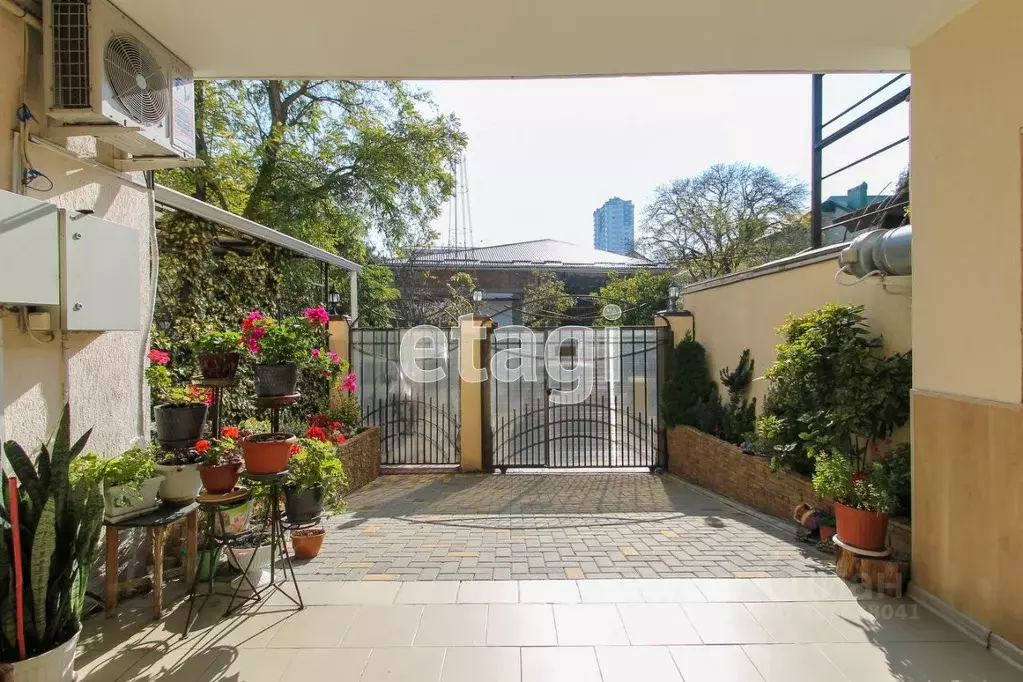 Дом в Краснодарский край, Геленджик  (295 м) - Фото 1