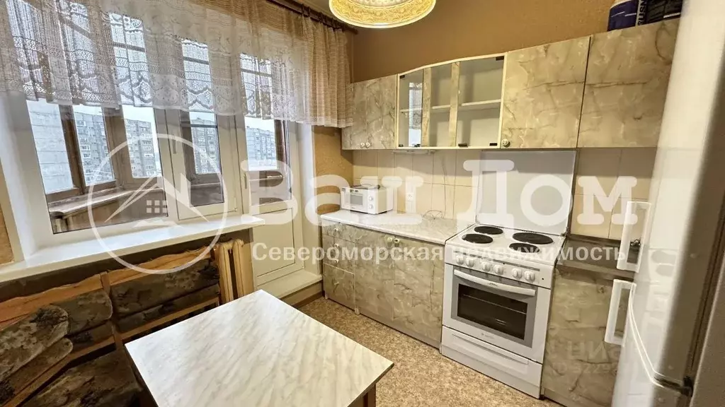 3-к кв. Мурманская область, Североморск ул. Адмирала Сизова, 20 (68.0 ... - Фото 1