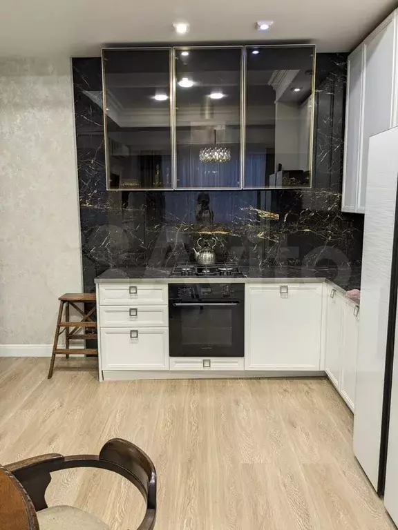 3-к. квартира, 90 м, 2/6 эт. - Фото 1