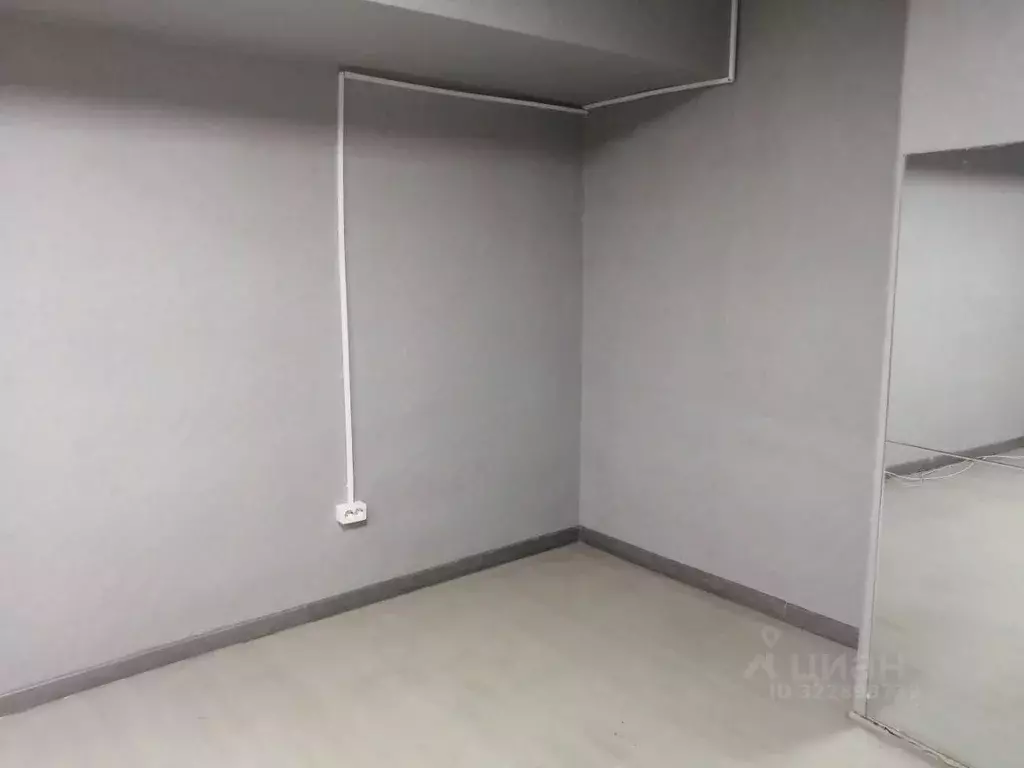 Помещение свободного назначения в Бурятия, Улан-Удэ просп. Строителей, ... - Фото 1